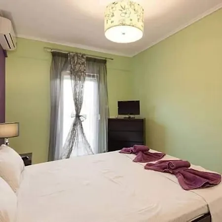 Διαμέρισμα Socrates & Froso's Lovely Maisonette