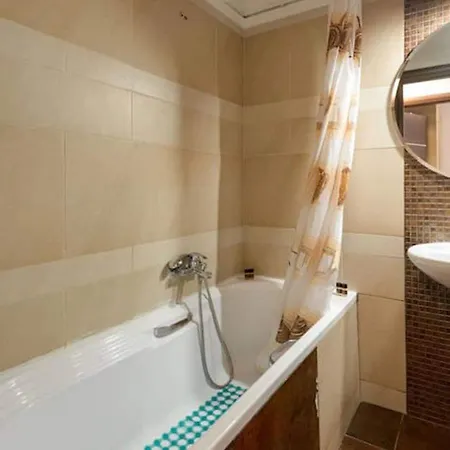 Socrates & Froso's Lovely Maisonette Apartamento
